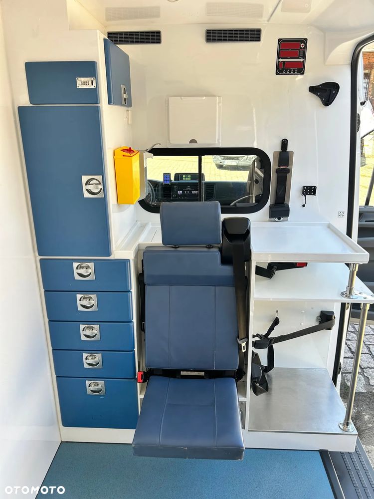 Volkswagen Crafter - 24
