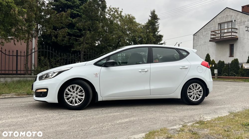 Kia Ceed 1.4 L - 4