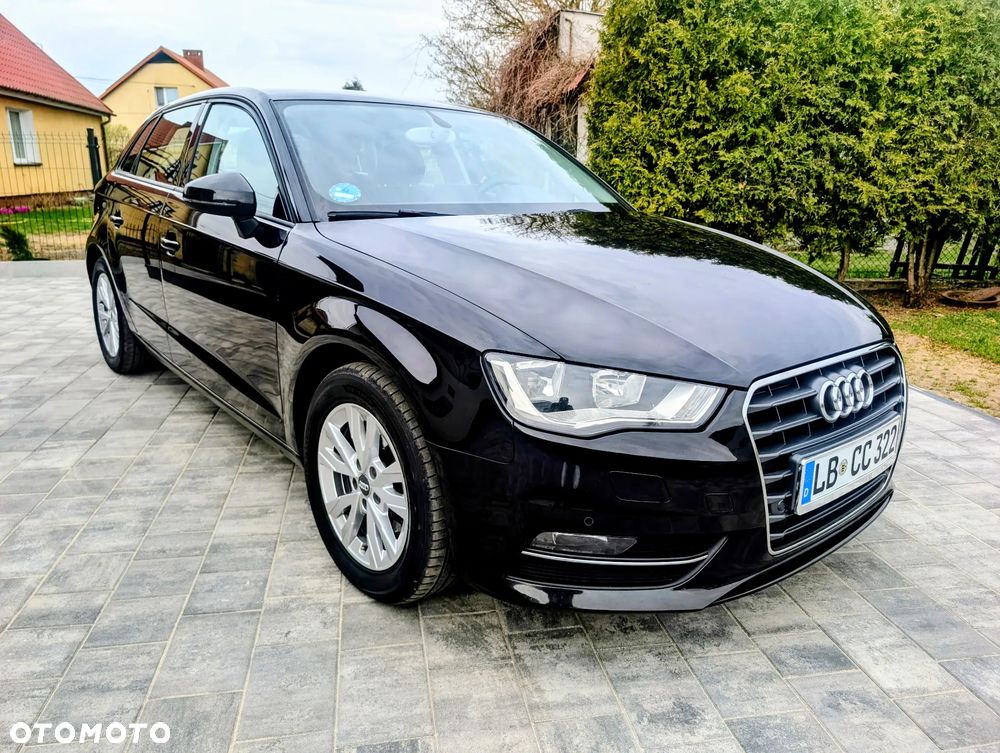 Audi A3 Sportback 1.4 TFSI Attraction - 2