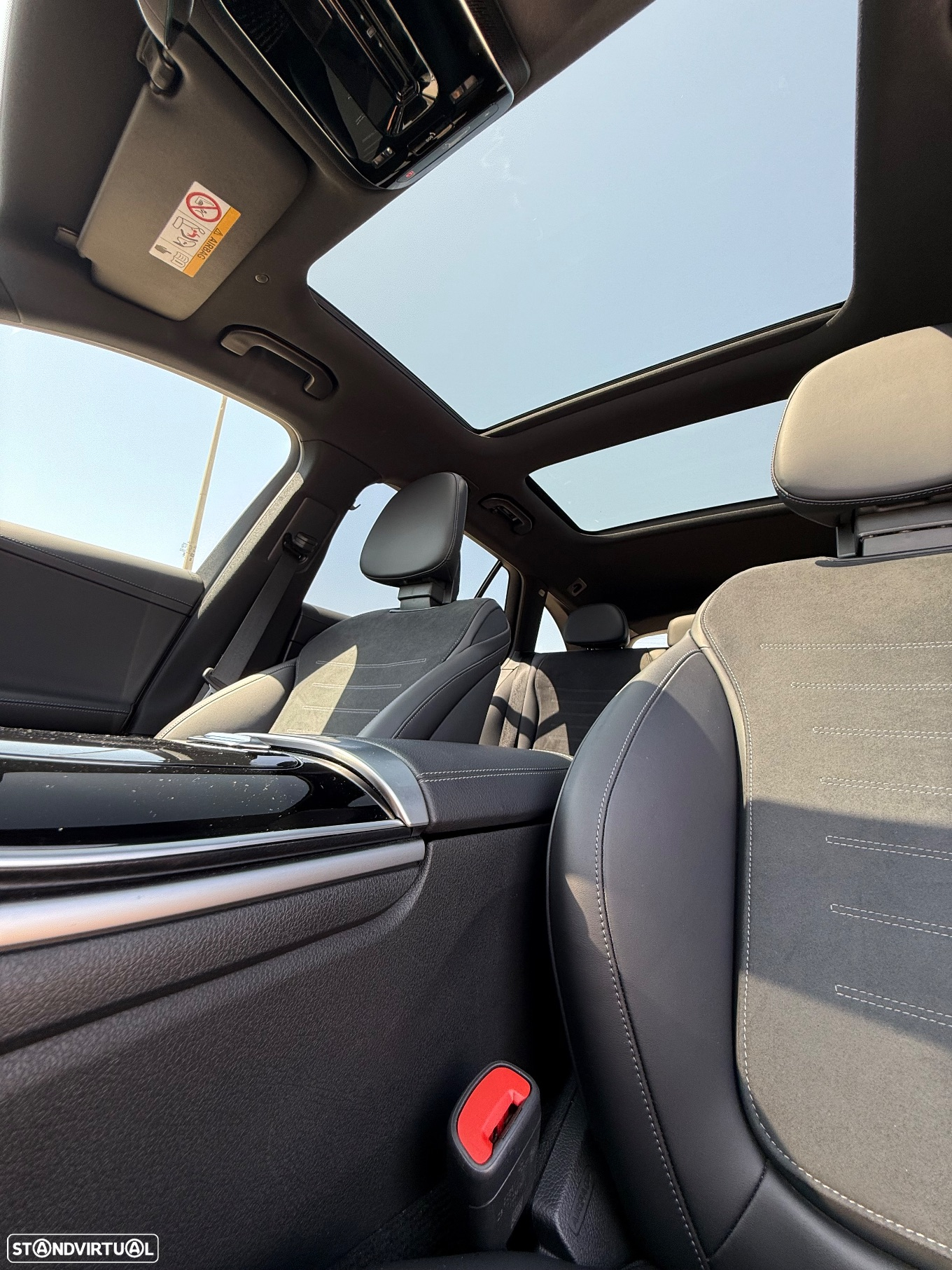 Mercedes-Benz C 300 e AMG Line - 28
