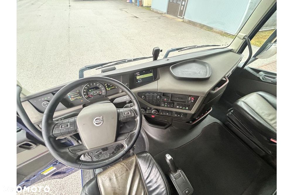 Volvo FH540 6X4 EURO6 + RETARDER + LIFTING AXLE - 22