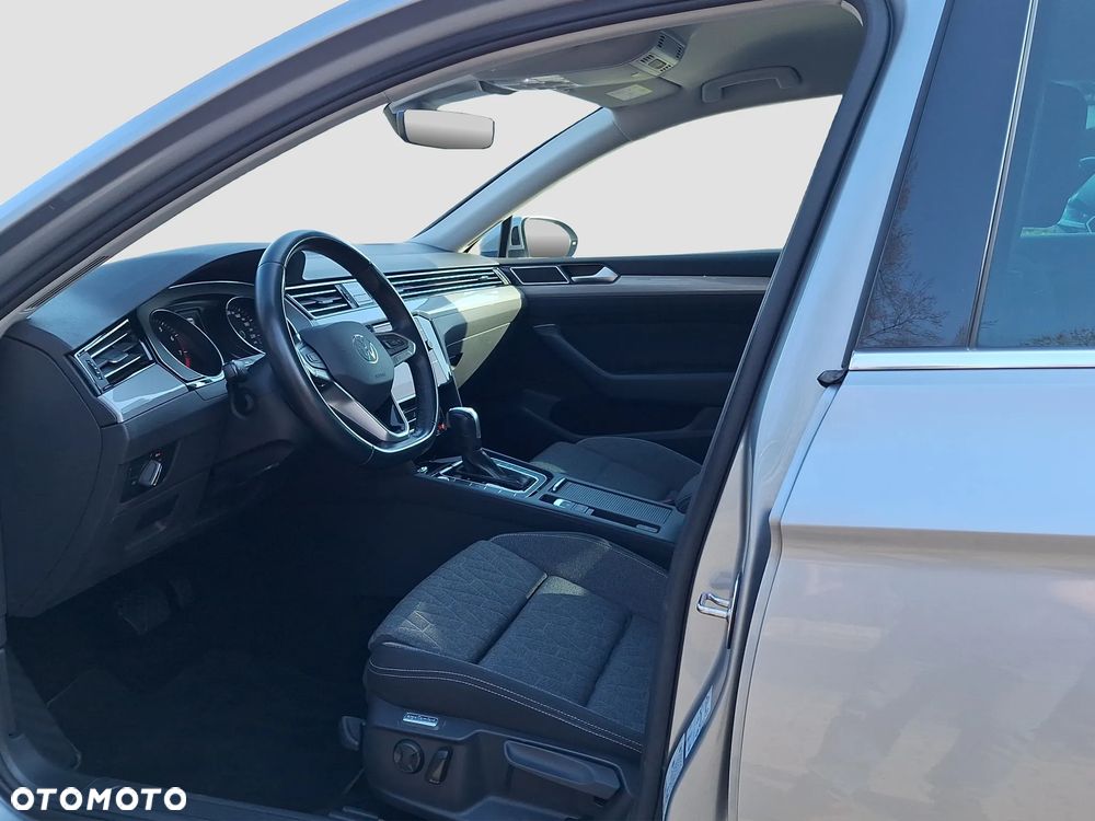 Volkswagen Passat 1.5 TSI EVO Business DSG - 9