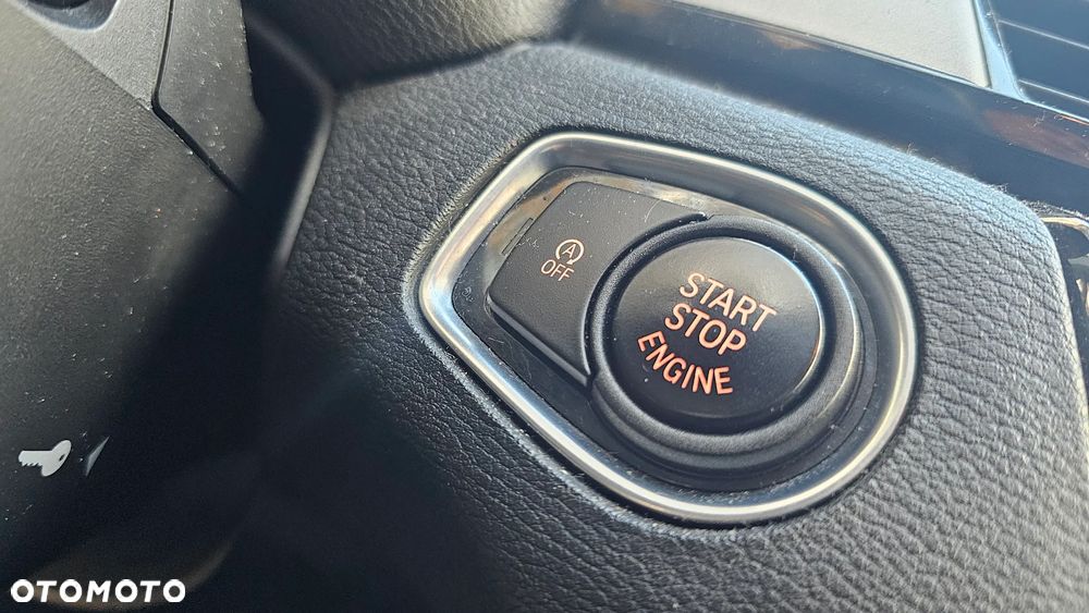 BMW X1 sDrive18d Sport Line - 11