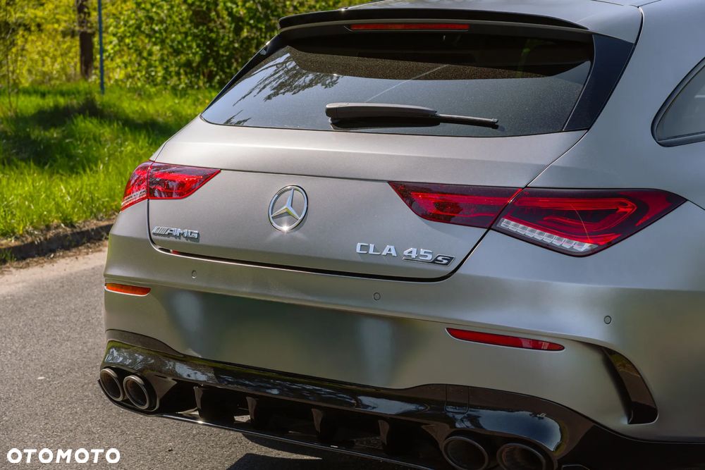 Mercedes-Benz CLA - 12