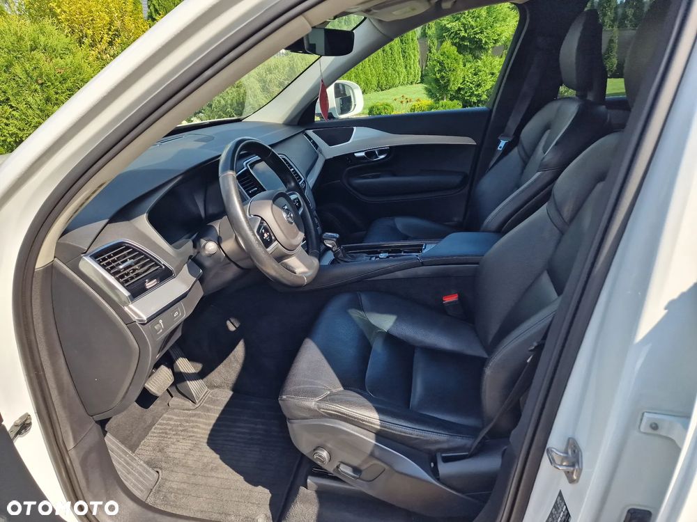 Volvo XC 90 D5 AWD Momentum 7os - 8