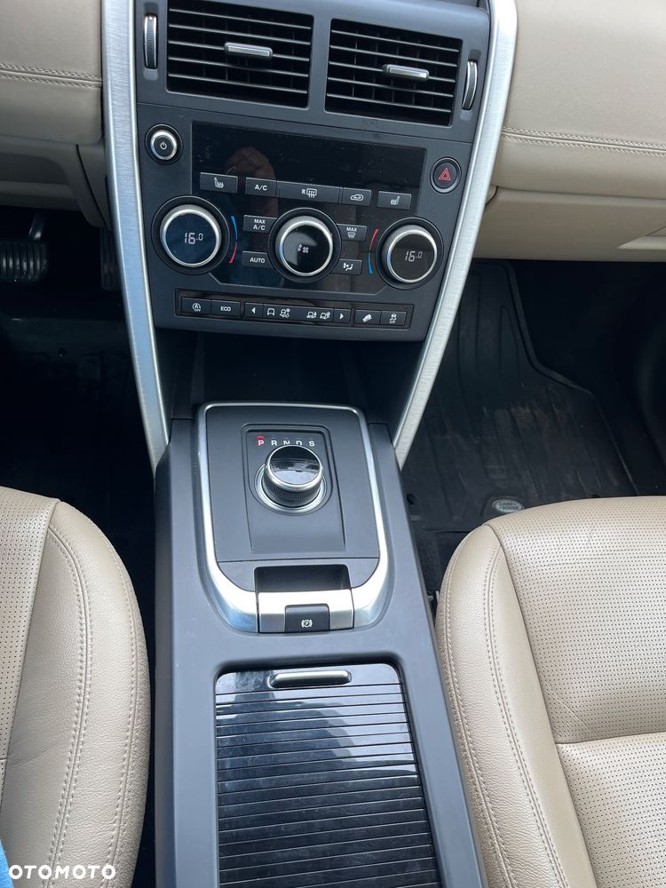 Land Rover Discovery Sport 2.0 TD4 HSE - 15