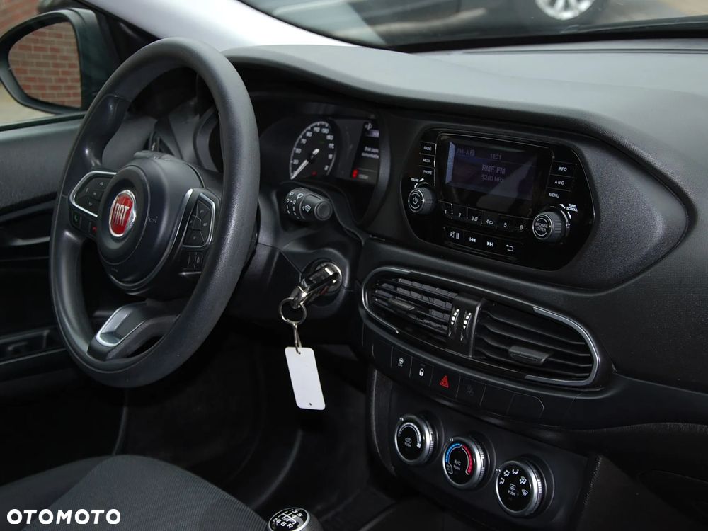 Fiat Tipo 1.4 Classic - 13
