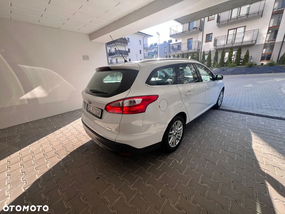 Ford Focus 1.6 SYNC Edition - 22