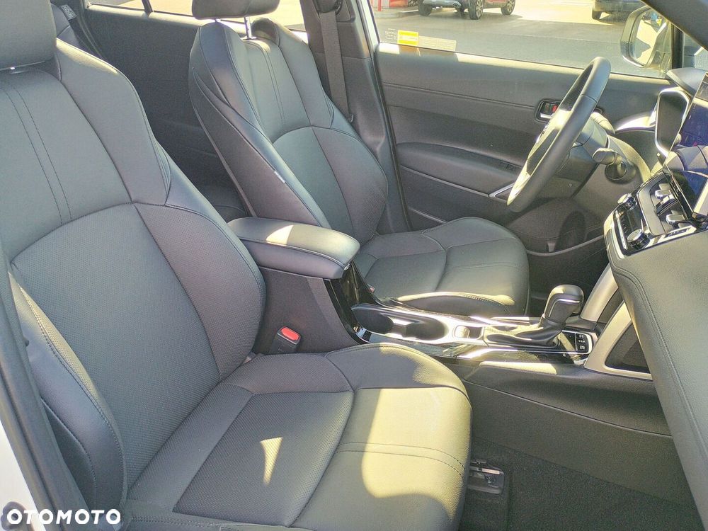 Toyota Corolla Cross 2.0 Hybrid Executive AWD - 12