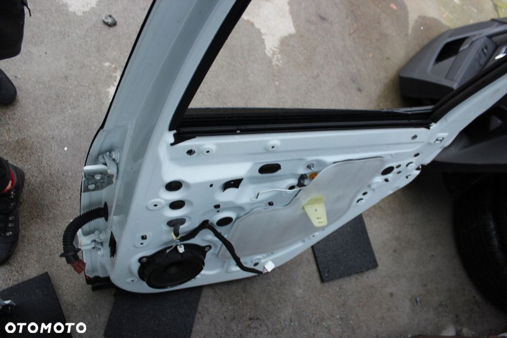 Drzwi Prawe Przednie Tylne Dacia Duster II - 5