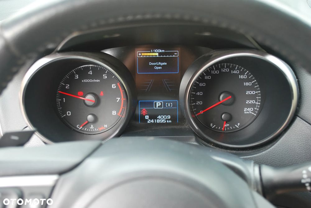 Subaru Outback 2.5i Comfort - 10