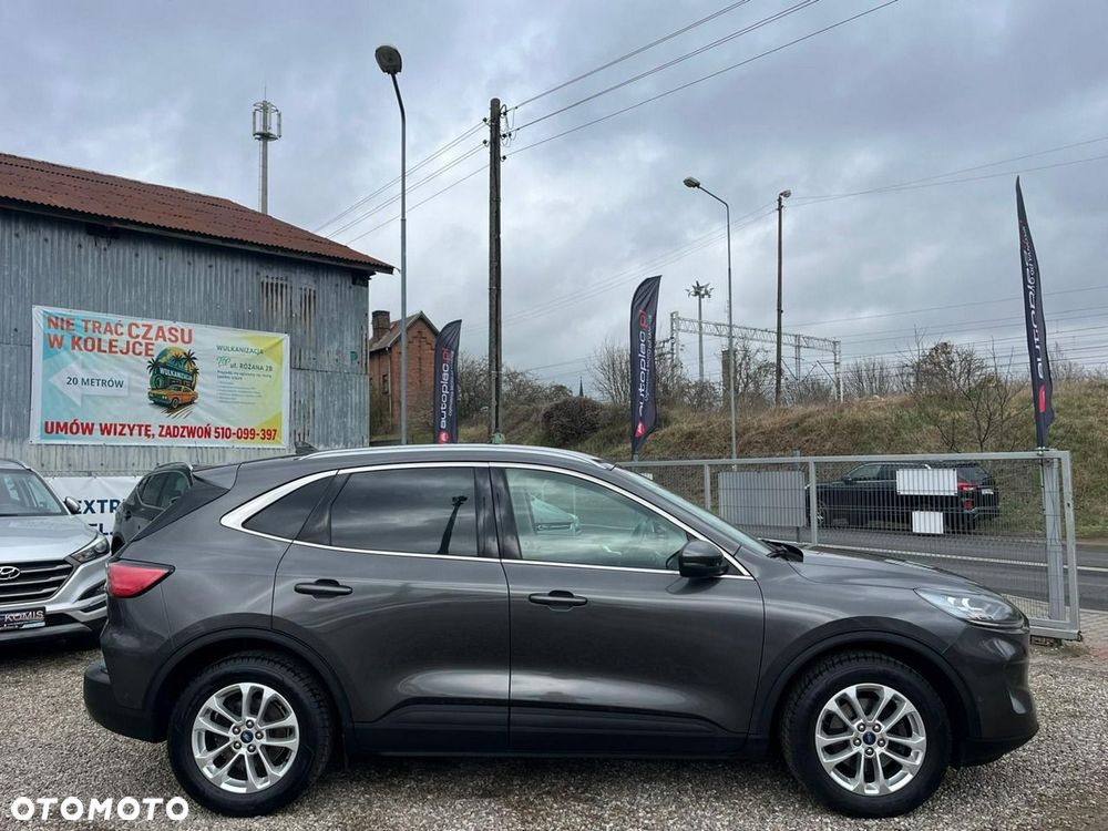 Ford Kuga - 34
