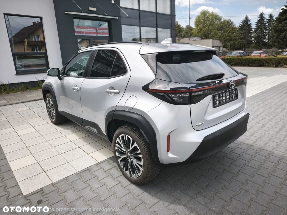 Toyota Yaris Cross - 12