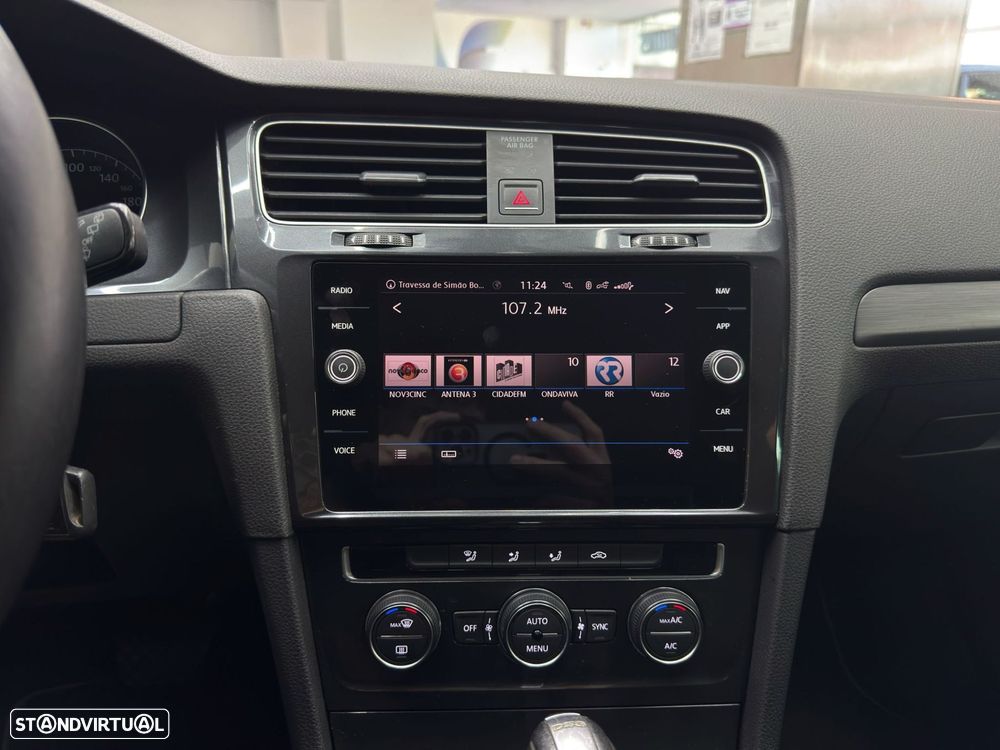 VW Golf 1.6 TDI Confortline DSG - 35