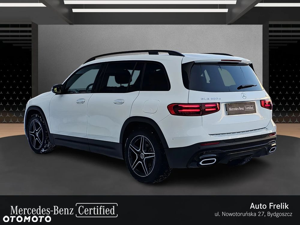 Mercedes-Benz GLB 200 d 4-Matic AMG Line 8G-DCT - 3