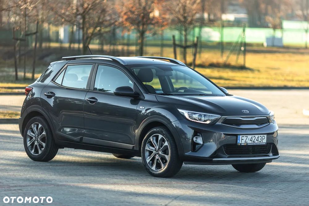 Kia Stonic 1.0 T-GDI 100 OPF Dream-Team Edition - 4