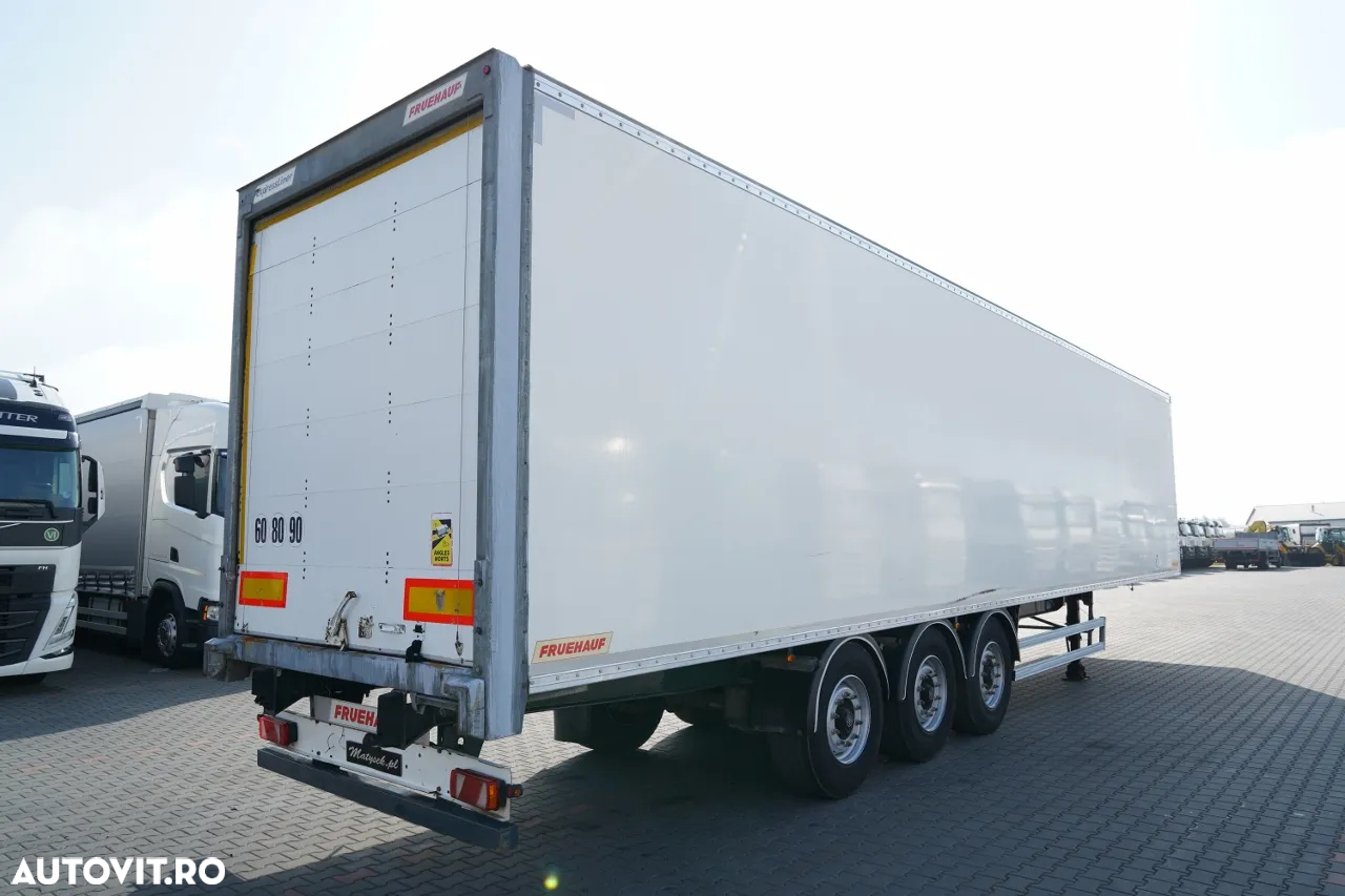 Fruehauf / CONTAINER / KOFFER / OBLOANE RULANTE / PODEA FOARTE REZISTENTĂ: ȘI PLĂCI - 7