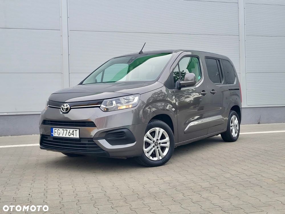 Toyota Proace City Verso 1.5 D-4D Family - 4