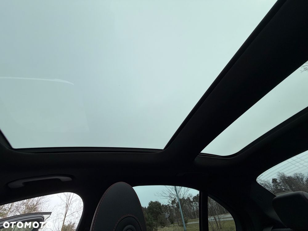 Mercedes-Benz Klasa C AMG 43 4Matic 9G-TRONIC - 10