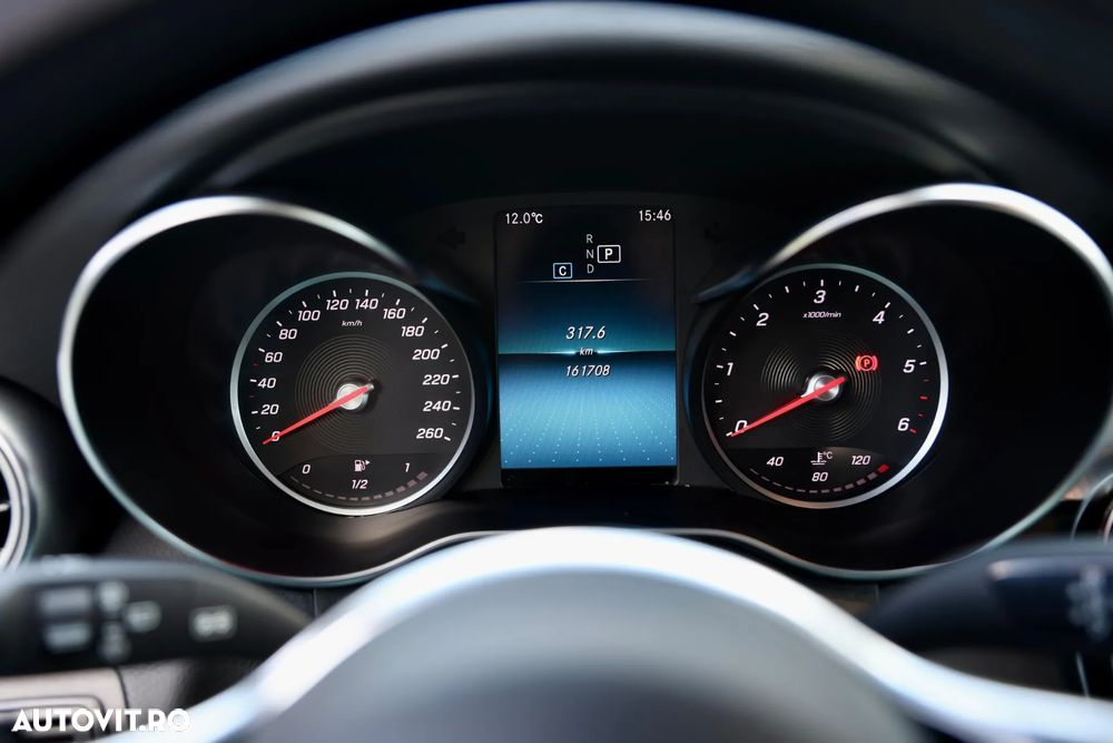 Mercedes-Benz GLC - 8