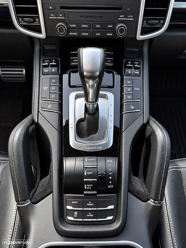 Porsche Cayenne S E-Hybrid Platinum Edition - 14