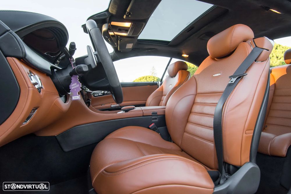 Mercedes-Benz CL 63 AMG Standard - 12