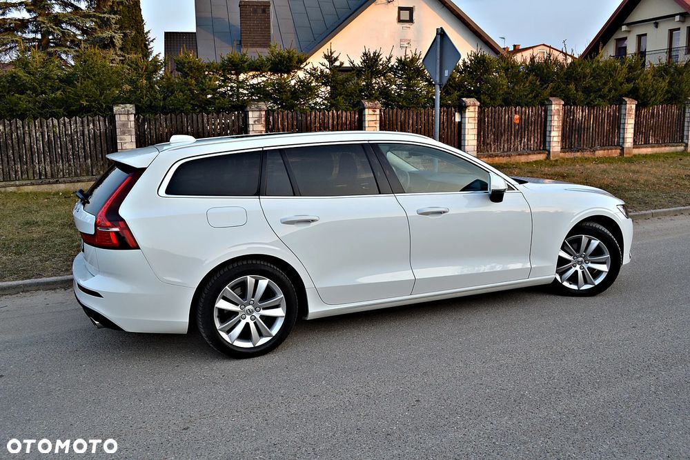 Volvo V60 D4 Geartronic Summum - 18