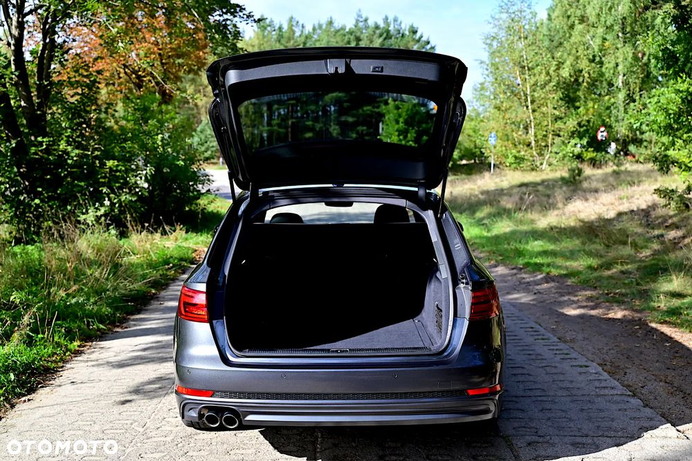 Audi A4 - 4