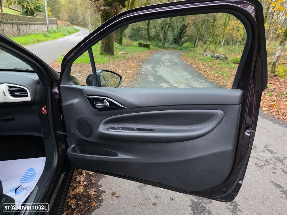 Citroën DS3 1.6 BlueHDi Sport Chic - 26