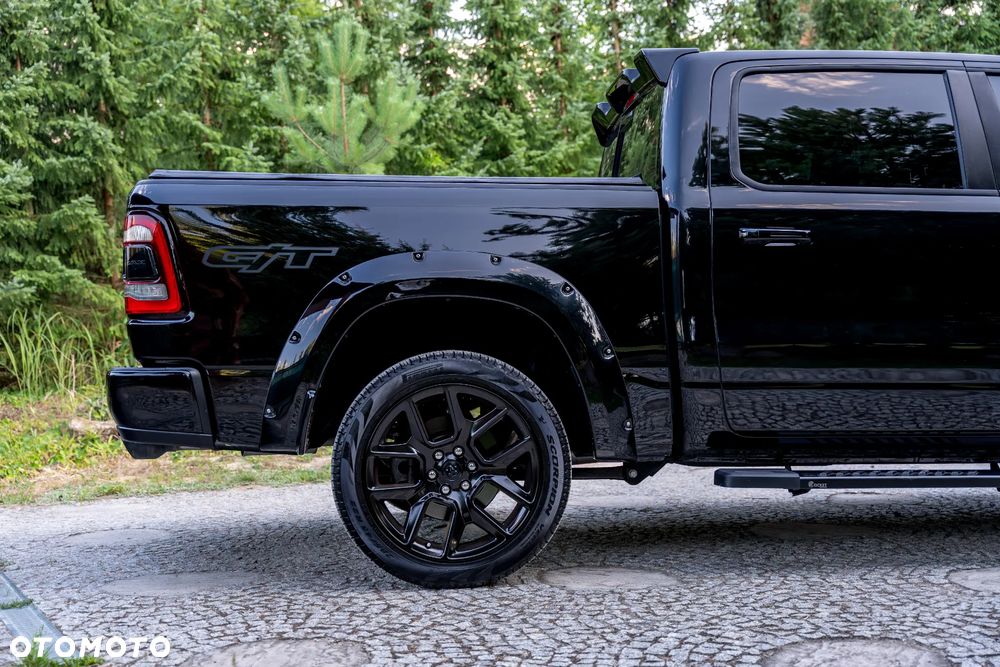 RAM 1500 5.7 Crew Cab Shortbed Limited Black - 16