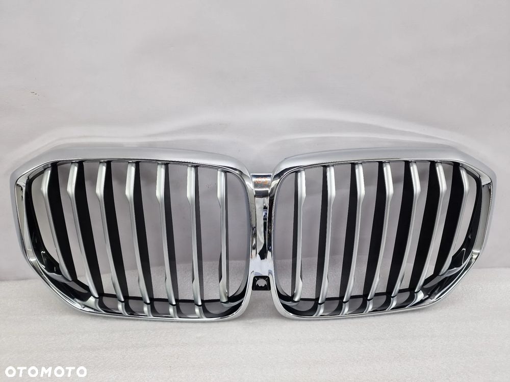 BMW X5 G05 19- ATRAPA / NERKI / GRILL PRZEDNI PRZÓD SATYNA + CHROM , NR 7454887 / 7454888 , NR AUKCJI GL403 - 1