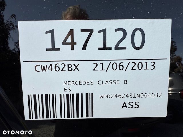 Mercedes-Benz Klasa B 200 7G-DCT AMG Line - 40