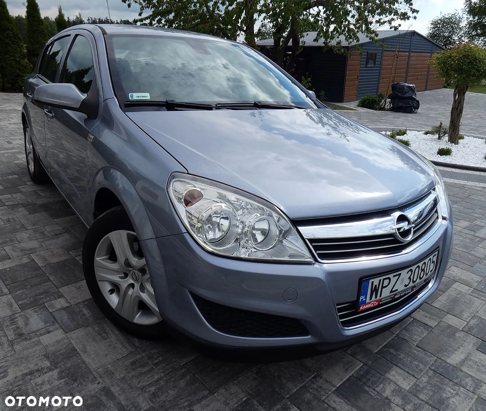 Opel Astra 1.4 Sport - 28