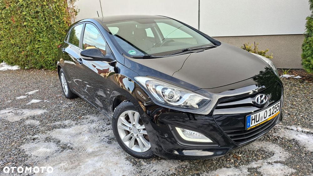 Hyundai i30 i30cw 1.4 Fifa World Cup Edition - 23