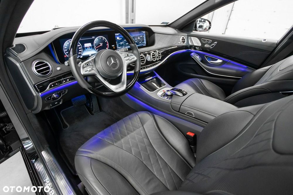 Mercedes-Benz Klasa S 560 4-Matic L 9G-TRONIC - 23