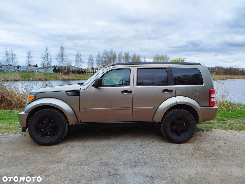 Dodge Nitro - 32