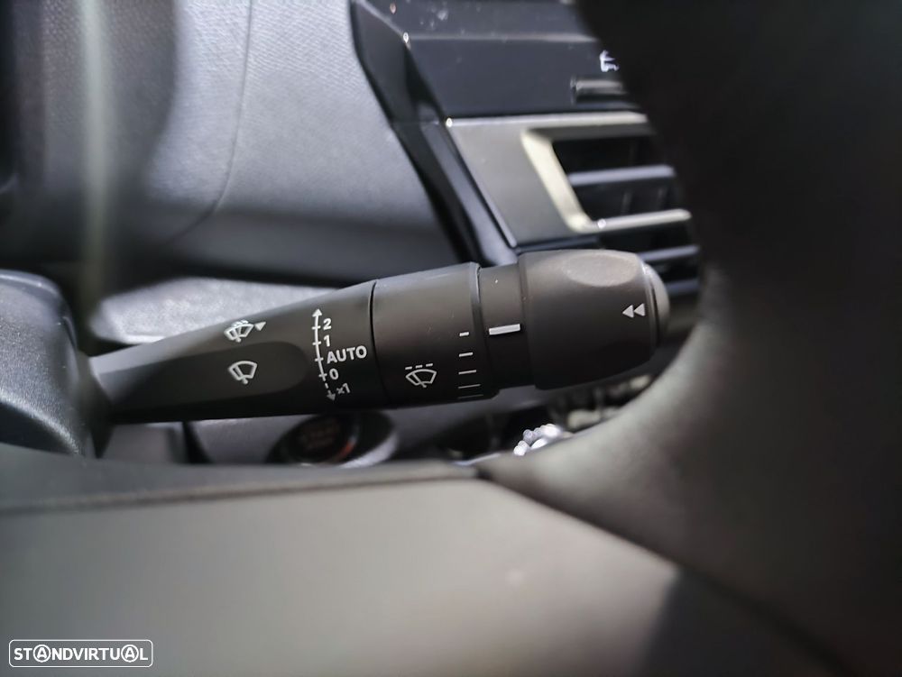 Citroën C4 1.2 PureTech Plus - 13