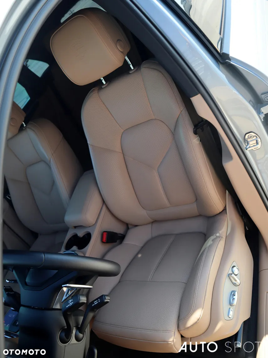 Porsche Macan Standard - 17