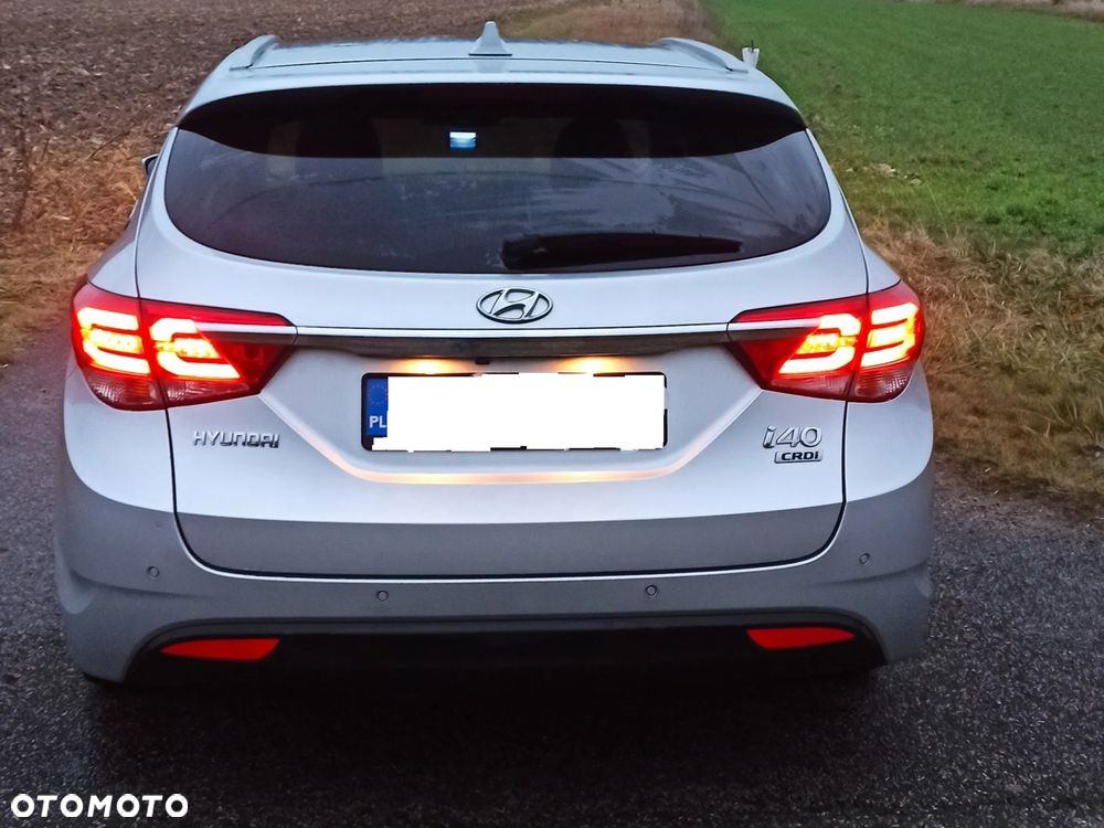 Hyundai i40 Kombi 1.7 CRDi DCT Premium - 7
