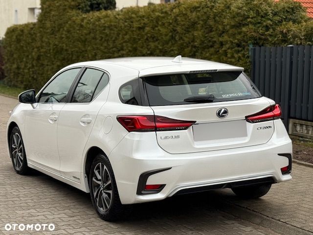 Lexus CT 200h Elegance - 2