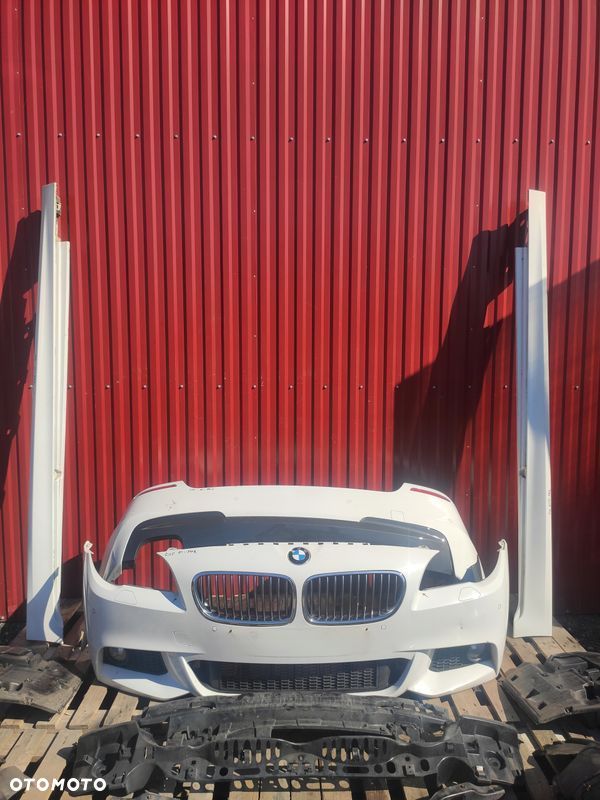 BMW 5 F10 M-PAKIET ZESTAW ZDERZAK PRZÓD TYŁ PROGI NADKOLA A300 ALPINWEISS - 1