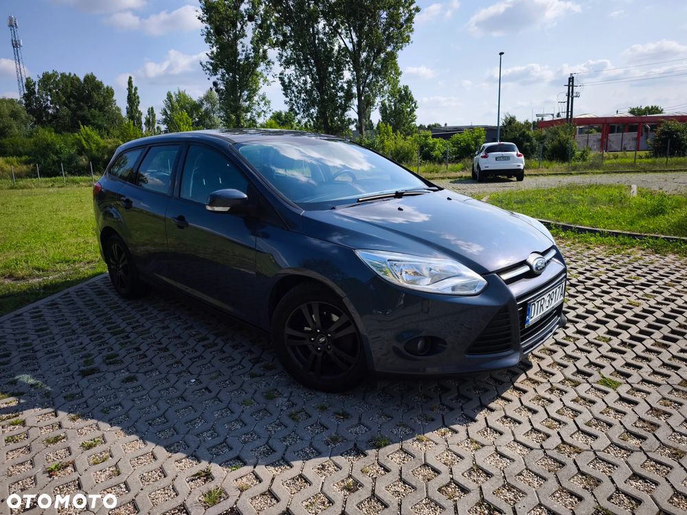 Ford Focus 1.6 TDCi DPF Titanium - 11