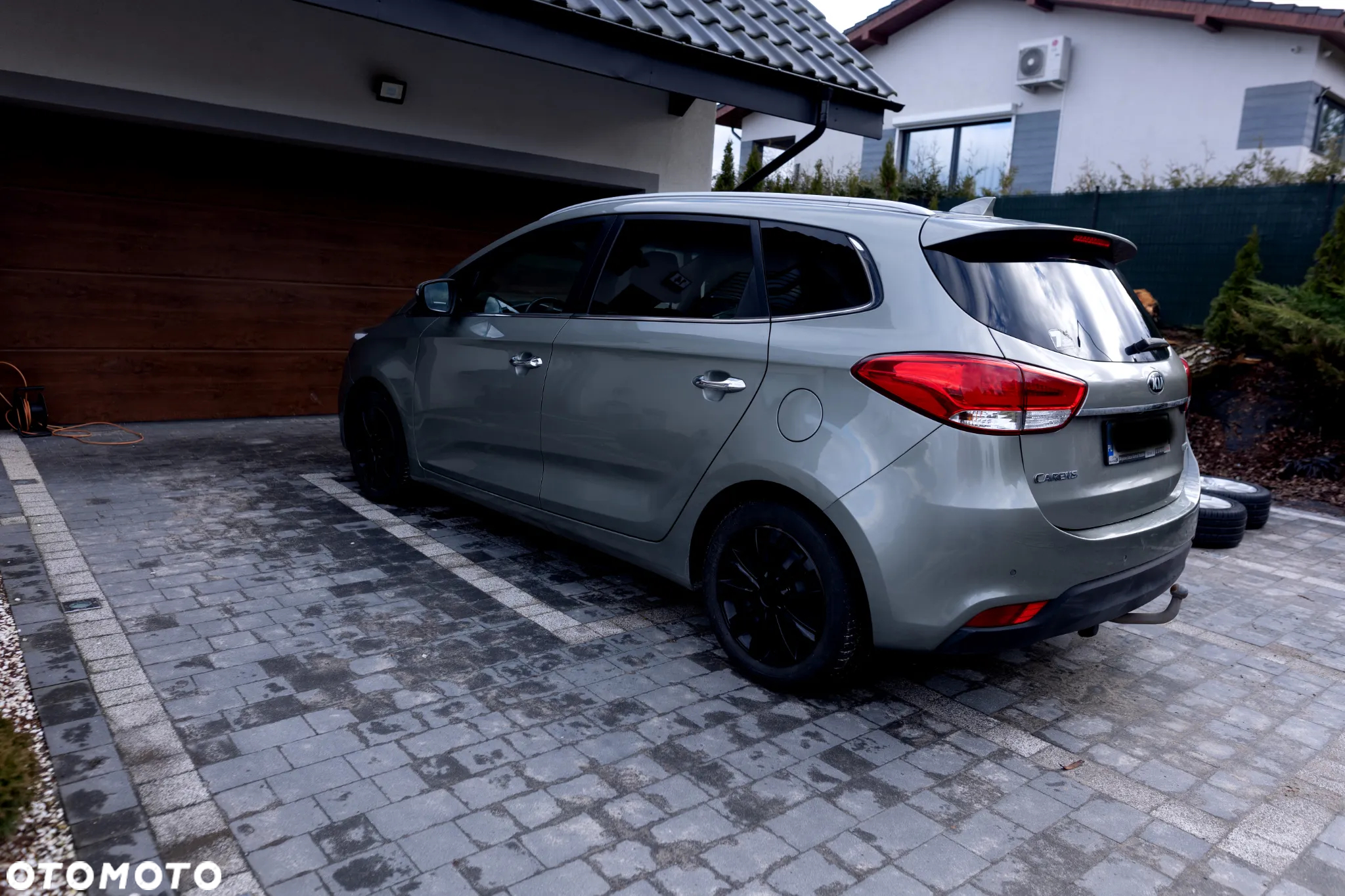Kia Carens 1.7 CRDi XL 7os - 2