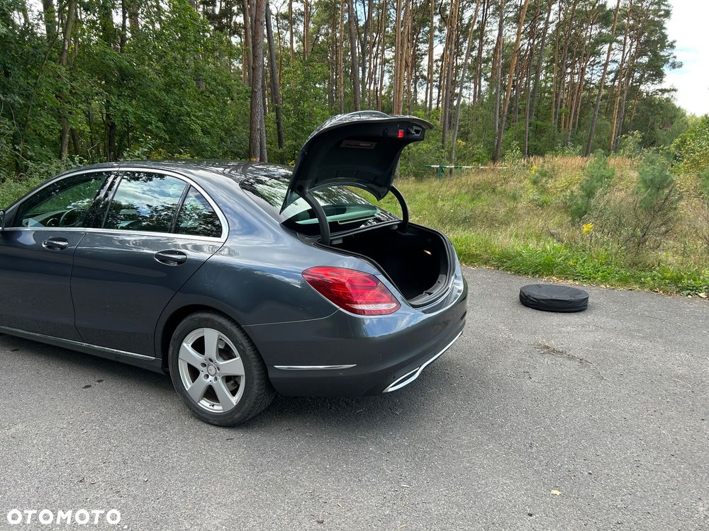Mercedes-Benz Klasa C 180 CGI BlueEff Avantgarde - 14