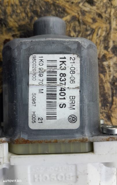 Motoras macara geam stanga fata 1k0959701m Volkswagen VW Golf 5  [din 2003 pana  2009] seria - 2