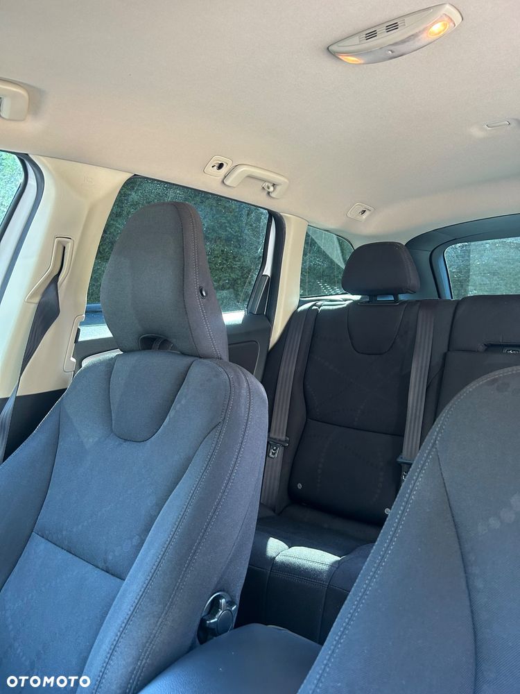 Volvo XC 60 D4 Kinetic - 14