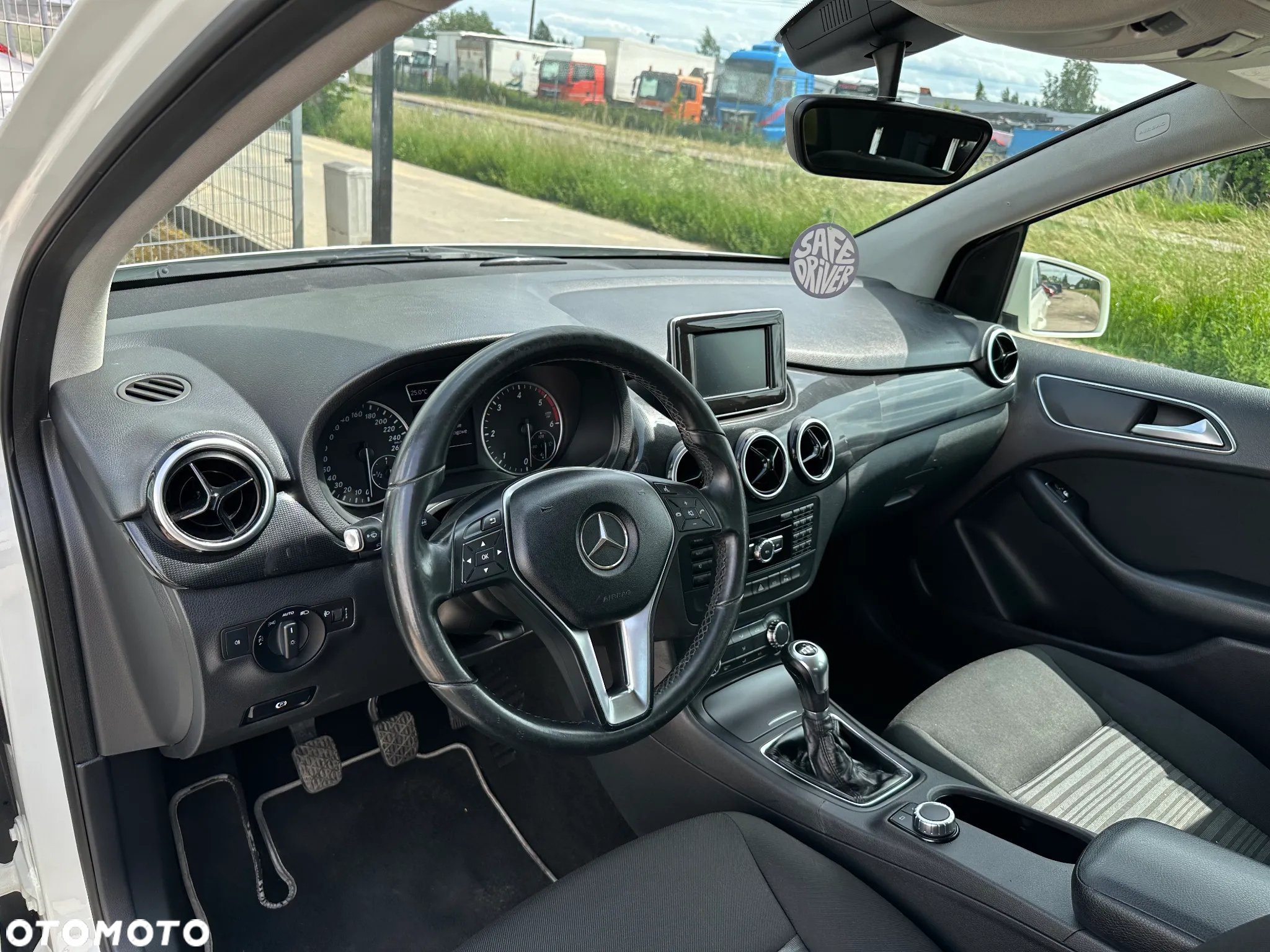 Mercedes-Benz Klasa B 160 CDI - 12