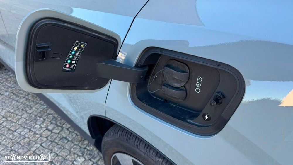 Volvo EX30 69 kWh Single Motor Extended Range Plus - 8