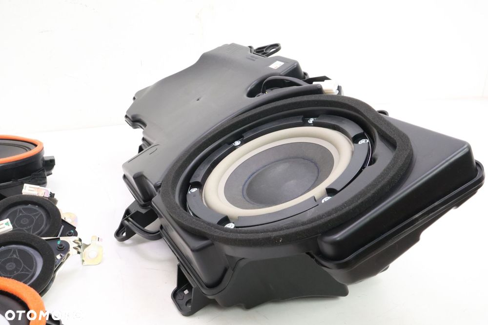 TOYOTA LAND CRUISER 150 17- ZESTAW GŁOŚNIKÓW JBL SUBWOOFER 8615060240, 8615060250 - 7
