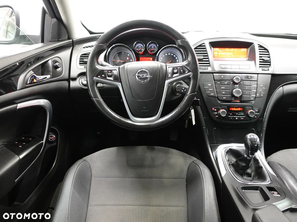 Opel Insignia 2.0 CDTI - 32